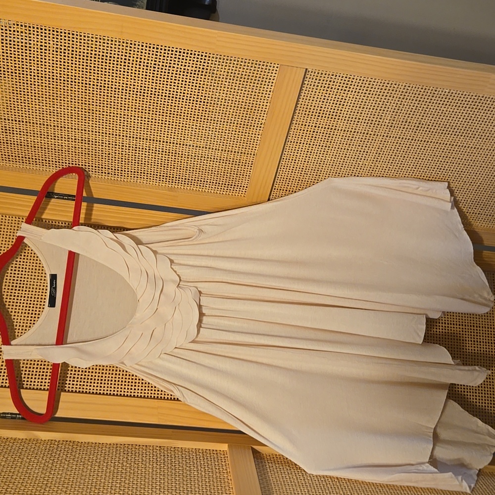 B'leev Cream Asymmetrical Tank Top Ruffle Large